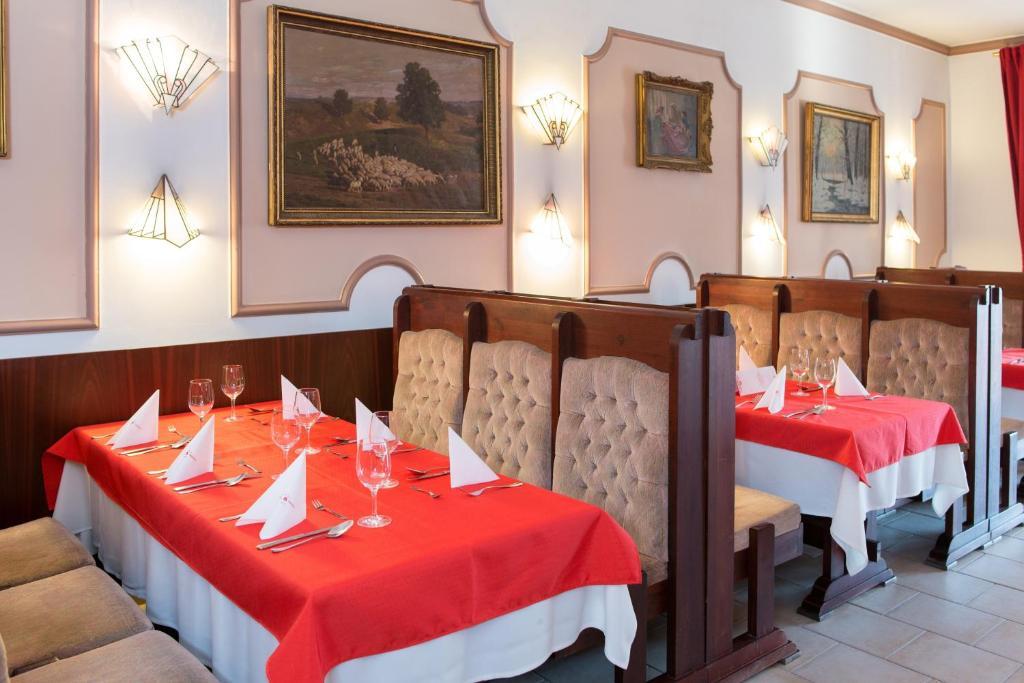Hotel Piroska Bük Екстериор снимка